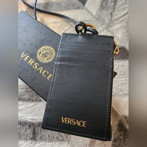Versace leather cardholder with straps - Picture 5 of 10